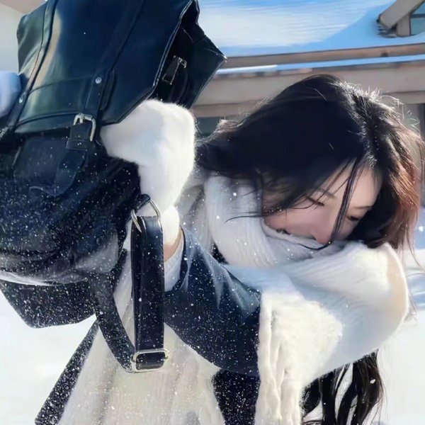 远离关闭的门