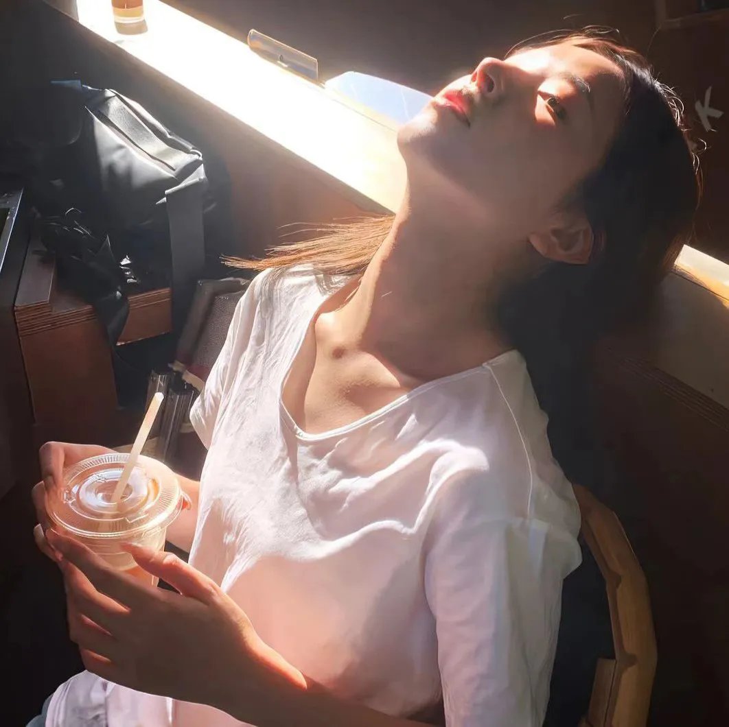 摇滚诗人：未知的传奇